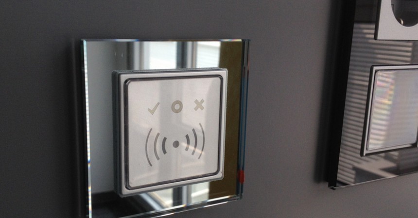 RFID Lesegerät in neuem Design RFID Lesegerät in neuem Design