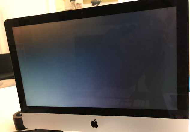macOS Update LED on Screen empty black